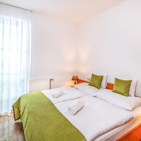 Szarvaskut Hotel Zirc Ngoại thất bức ảnh