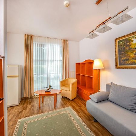 Szarvaskut Hotel Zirc Ngoại thất bức ảnh